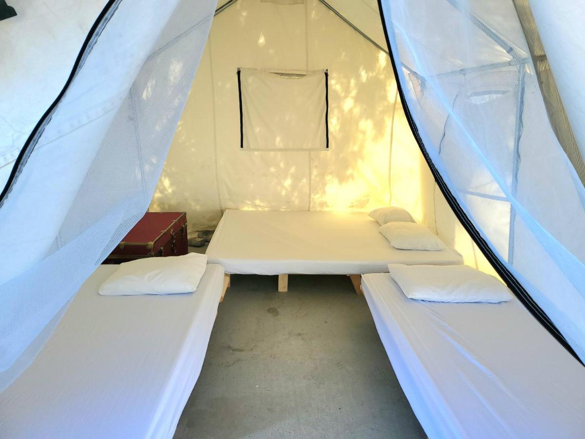 Motel & Tents Panamint Springs